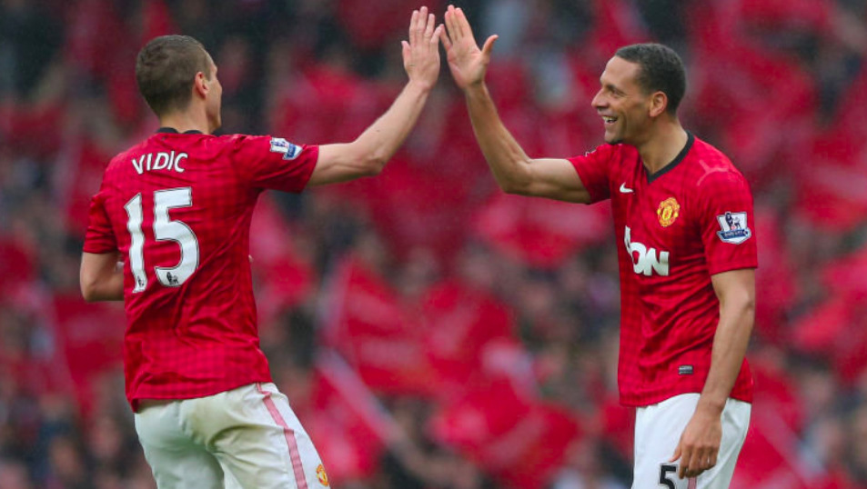 足坛中锋身 足坛中锋身