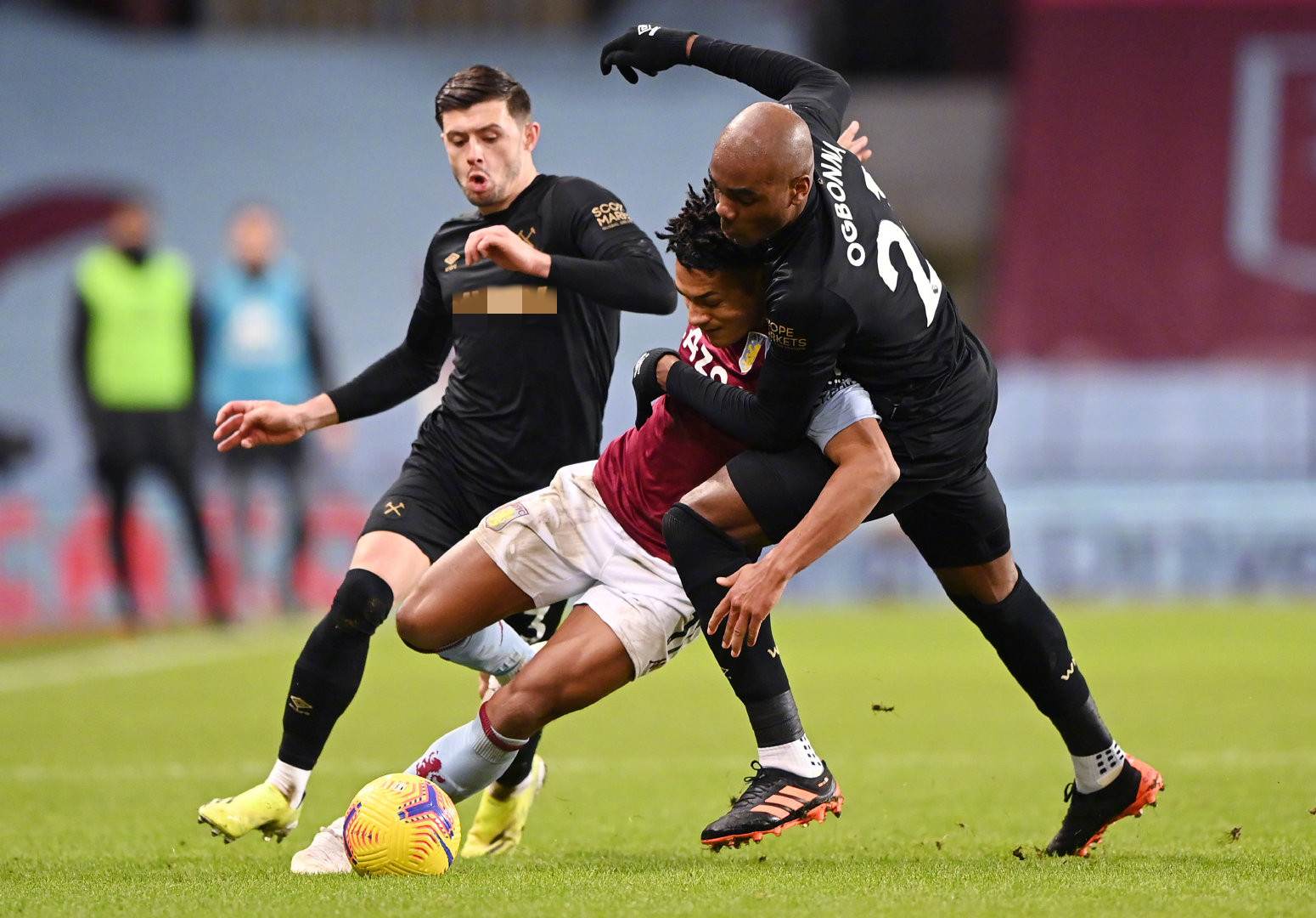 为球队锦上 为球队锦上